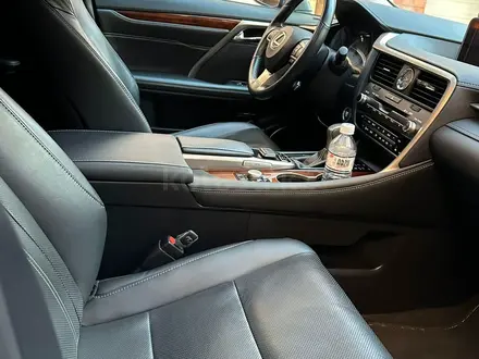 Lexus RX 350 2018 года за 14 200 000 тг. в Уральск – фото 10