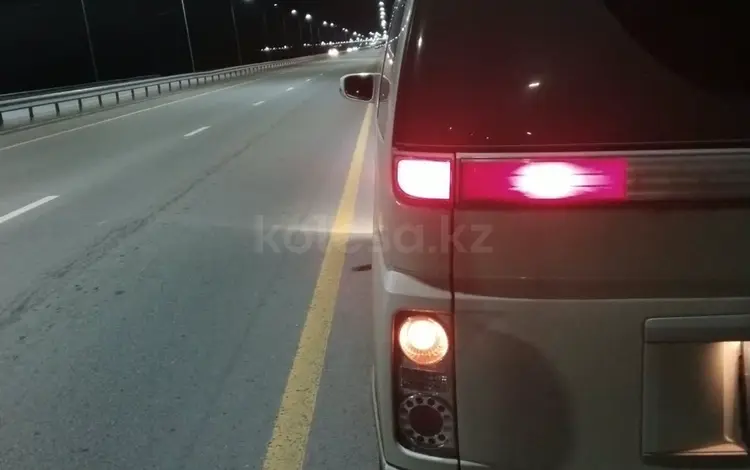 Nissan Elgrand 2006 года за 4 000 000 тг. в Астана