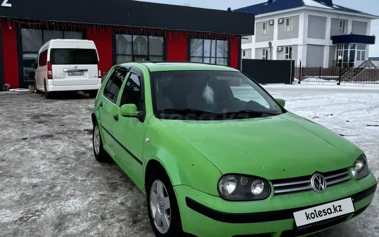 Volkswagen Golf 1998 годаfor1 300 000 тг. в Актобе