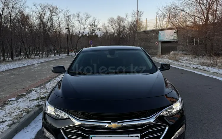 Chevrolet Malibu 2022 годаүшін12 500 000 тг. в Караганда