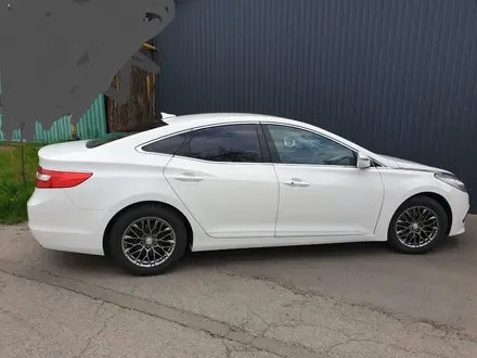 Hyundai Grandeur 2016 года за 8 300 000 тг. в Алматы – фото 2