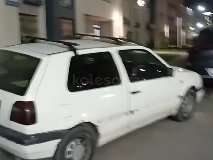 Volkswagen Golf 1993 года за 750 000 тг. в Шымкент – фото 2