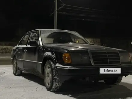 Mercedes-Benz E 300 1992 года за 1 000 000 тг. в Павлодар – фото 2