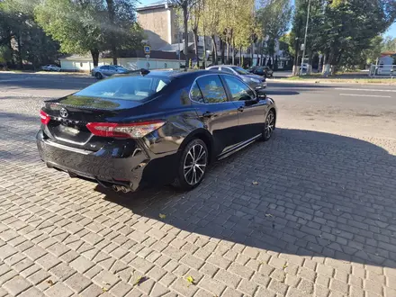 Toyota Camry 2019 года за 12 600 000 тг. в Тараз – фото 9