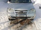 Chevrolet Niva 2011 года за 2 600 000 тг. в Державинск – фото 4