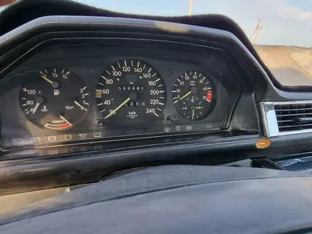 Mercedes-Benz E 300 1989 года за 400 000 тг. в Семей – фото 7