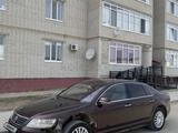 Volkswagen Phaeton 2008 года за 3 500 000 тг. в Атырау – фото 2