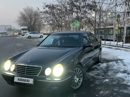Mercedes-Benz E 320 2000 годаүшін4 200 000 тг. в Алматы – фото 19