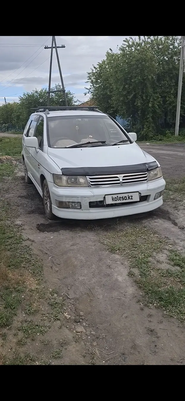 Mitsubishi Chariot, 1997