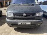 Volkswagen Multivan 2002 годаүшін5 600 000 тг. в Астана – фото 3