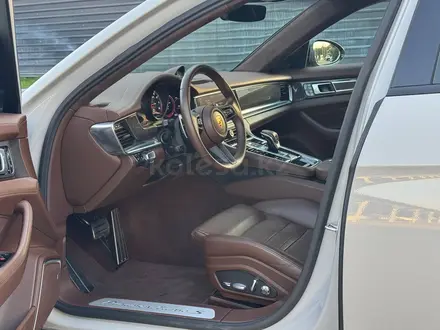 Porsche Panamera 2021 года за 75 000 000 тг. в Алматы – фото 25