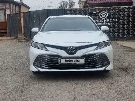 Toyota Camry 2019 года за 14 700 000 тг. в Кызылорда – фото 2