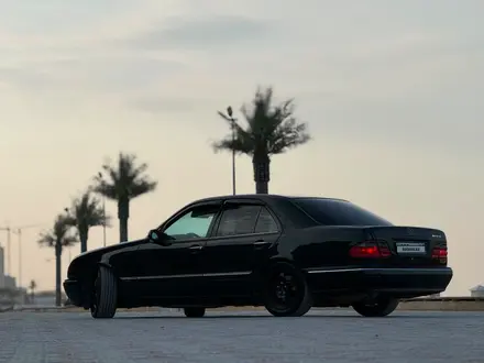 Mercedes-Benz E 320 2001 года за 4 000 000 тг. в Алматы – фото 6