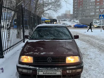 Volkswagen Vento 1992 года за 1 700 000 тг. в Астана – фото 3