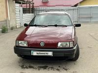 Volkswagen Passat 1992 годаүшін1 350 000 тг. в Есик