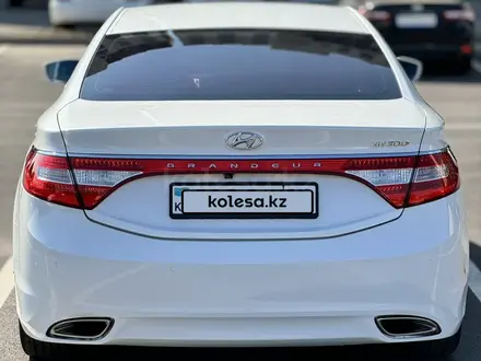 Hyundai Grandeur 2013 года за 8 650 000 тг. в Алматы – фото 9