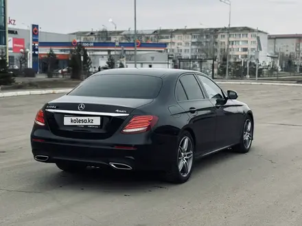 Mercedes-Benz E 220 2019 года за 11 000 000 тг. в Петропавловск – фото 5