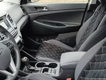 Hyundai Tucson 2017 года за 8 700 000 тг. в Уральск – фото 8