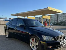 Lexus is-300, 2001