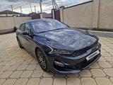 Kia K5 2020 года за 8 500 000 тг. в Алматы – фото 2
