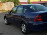 Opel Vectra 1996 года за 1 200 000 тг. в Караганда – фото 4