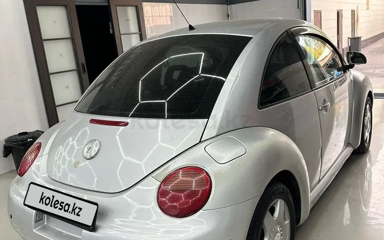 Volkswagen Beetle 2000 годаүшін2 400 000 тг. в Алматы