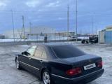 Mercedes-Benz E 320 1998 года за 3 200 000 тг. в Атырау – фото 5