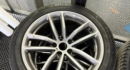Оригинальные диски bmw с резиной Michelin за 240 000 тг. в Алматы