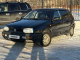 Volkswagen Golf 1994 года за 1 200 000 тг. в Караганда – фото 2