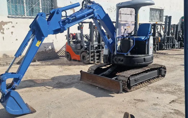 Mitsubishi  MM30SR 2008 года за 5 500 000 тг. в Астана