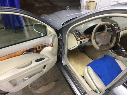 Mercedes-Benz E 320 2004 года за 9 200 000 тг. в Астана – фото 2