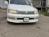 Mitsubishi Space Wagon 1999 года за 1 650 000 тг. в Семей