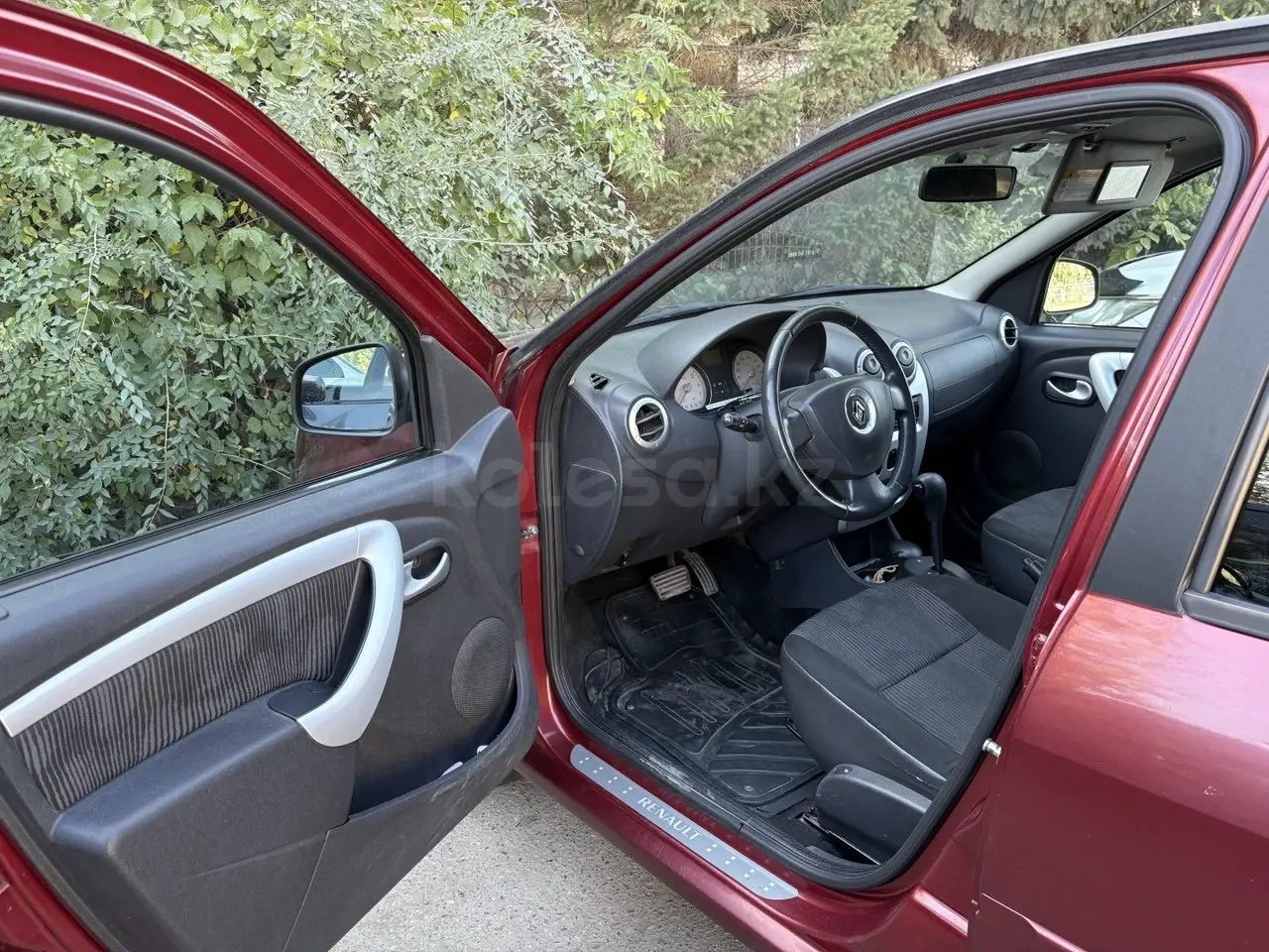 Renault Logan, 2013