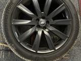 Оригинальные диски с летними шинами за 500 000 тг. в Алматы