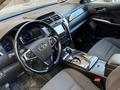 Toyota Camry 2015 года за 8 300 000 тг. в Актобе – фото 9