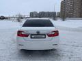 Toyota Camry 2014 годаfor9 700 000 тг. в Актобе – фото 4