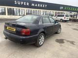 Audi A4 1997 года за 600 000 тг. в Алматы – фото 2