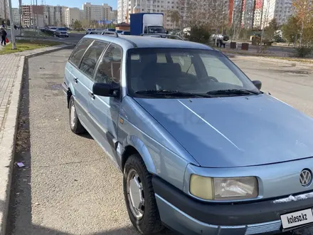 Volkswagen Passat 1990 года за 900 000 тг. в Астана – фото 2