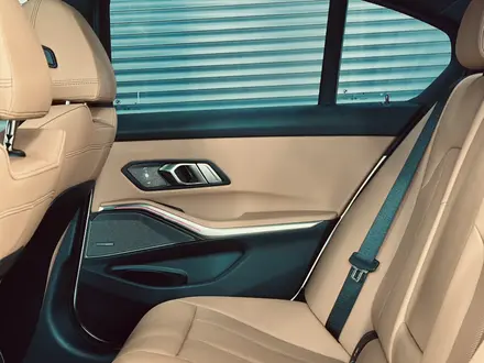 BMW 320 2025 года за 25 850 000 тг. в Алматы – фото 13