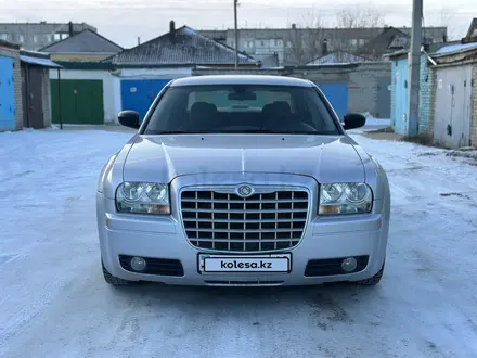 Chrysler 300C 2007 года за 4 900 000 тг. в Костанай – фото 3