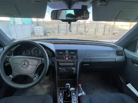 Mercedes-Benz C 200 1996 года за 2 900 000 тг. в Кульсары – фото 8