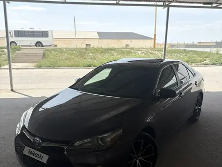 Toyota Camry 2017 года за 7 300 000 тг. в Жанаозен – фото 22