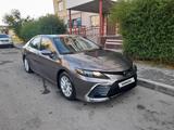 Toyota Camry 2021 года за 12 500 000 тг. в Талдыкорган