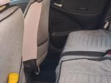 Toyota Yaris 2003 годаүшін2 800 000 тг. в Петропавловск – фото 4