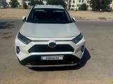 Toyota RAV4 2020 года за 14 500 000 тг. в Актау – фото 2