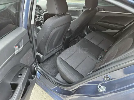 Hyundai Elantra 2019 года за 7 500 000 тг. в Шымкент – фото 15