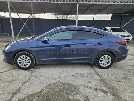 Hyundai Elantra 2019 года за 7 500 000 тг. в Шымкент – фото 6