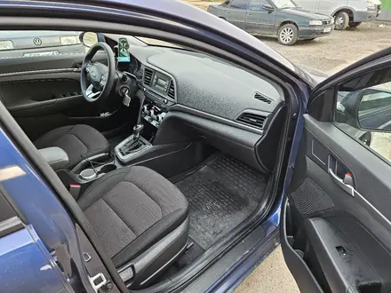 Hyundai Elantra 2019 года за 7 500 000 тг. в Шымкент – фото 8