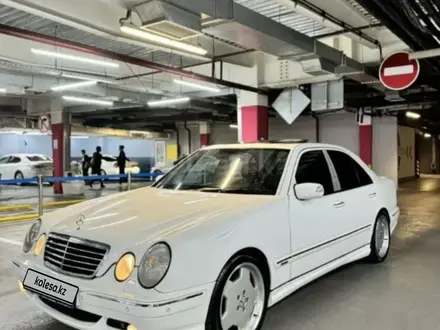 Mercedes-Benz E 55 AMG 2000 года за 10 500 000 тг. в Алматы – фото 3