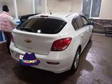 Chevrolet Cruze 2013 года за 3 500 000 тг. в Караганда – фото 2